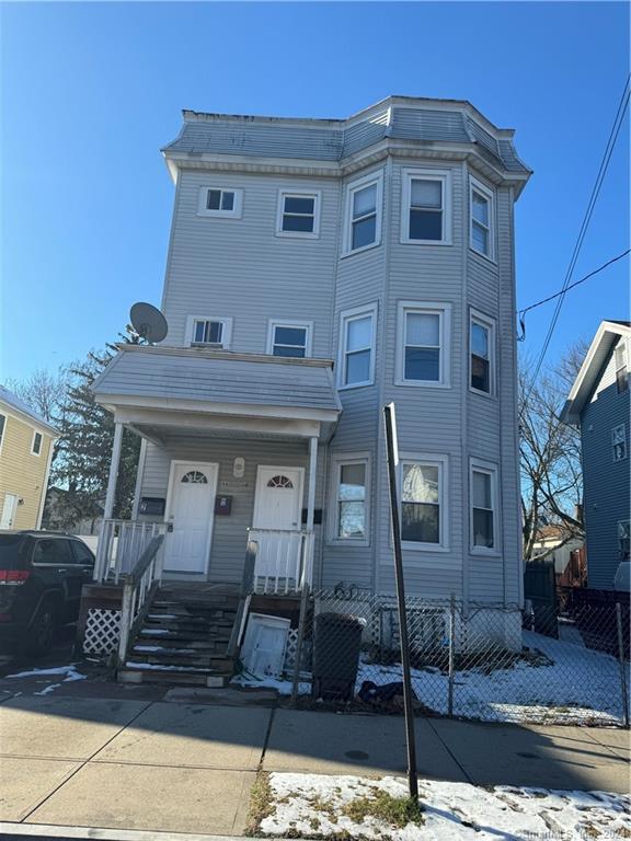 Building Photo - 46 Dewitt St