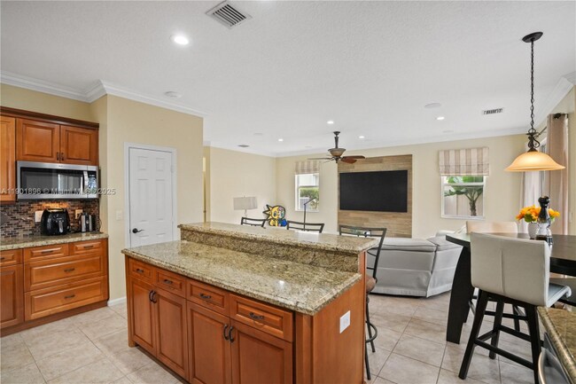 Foto del edificio - 15674 SW 53rd Ct