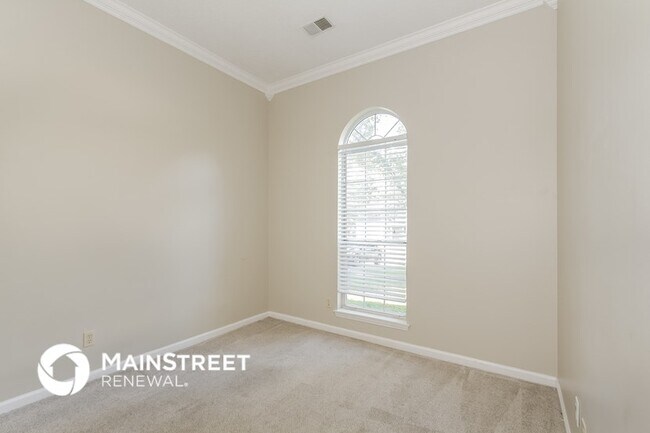 Foto del edificio - 8708 Brampton Dr