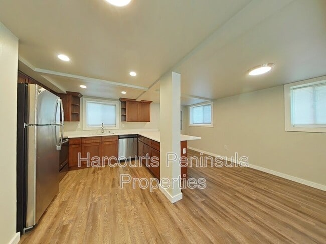 Building Photo - 1225 11th St