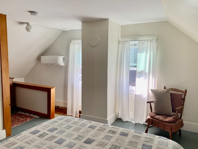 Foto del edificio - 3 Smith Hill Rd