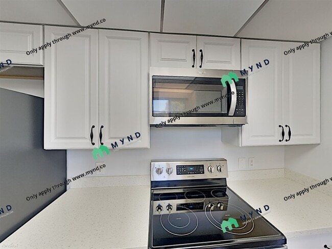 Building Photo - 13540 Bancroft Ave