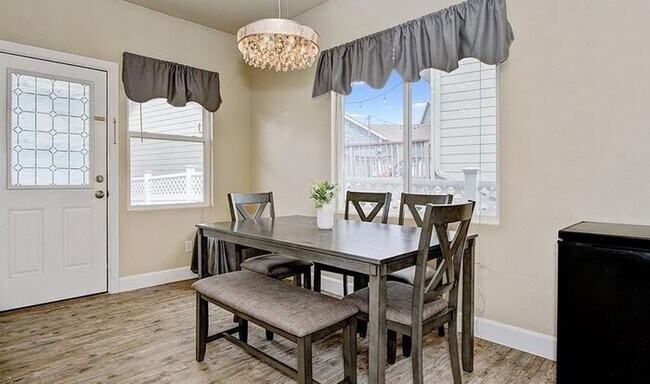 Foto del edificio - 2290 Saint Claire Drive, Colorado Springs,...
