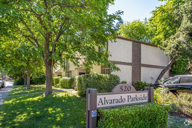 Señalización - Alvarado Parkside Apartments