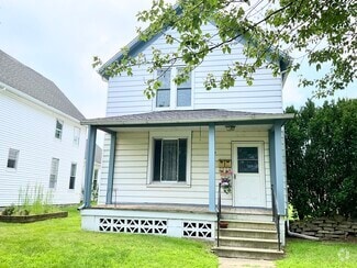 Building Photo - 904 Harrison Ave