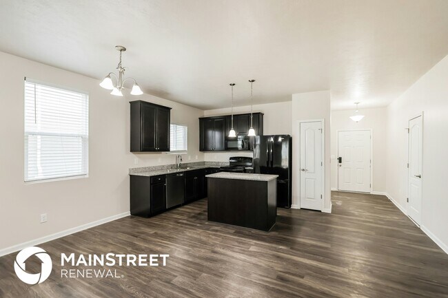 Foto del edificio - 6041 Edgemont Way