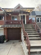 Building Photo - 2166 Brown St