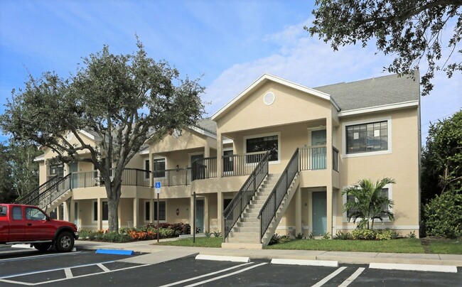 Interior Photo - Maridadi West Palm Beach