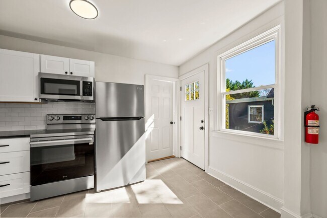 Foto del edificio - 209 N Spring St