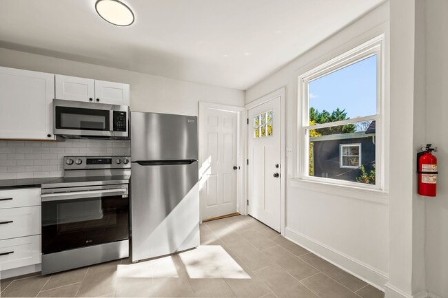 Foto del edificio - 209 N Spring St