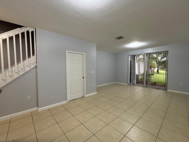 Building Photo - 2741 SW 83rd Ave