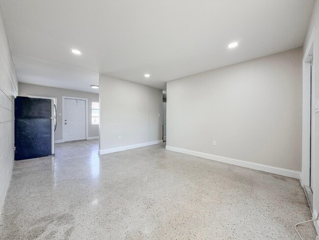 Foto del edificio - 703 N 25th St