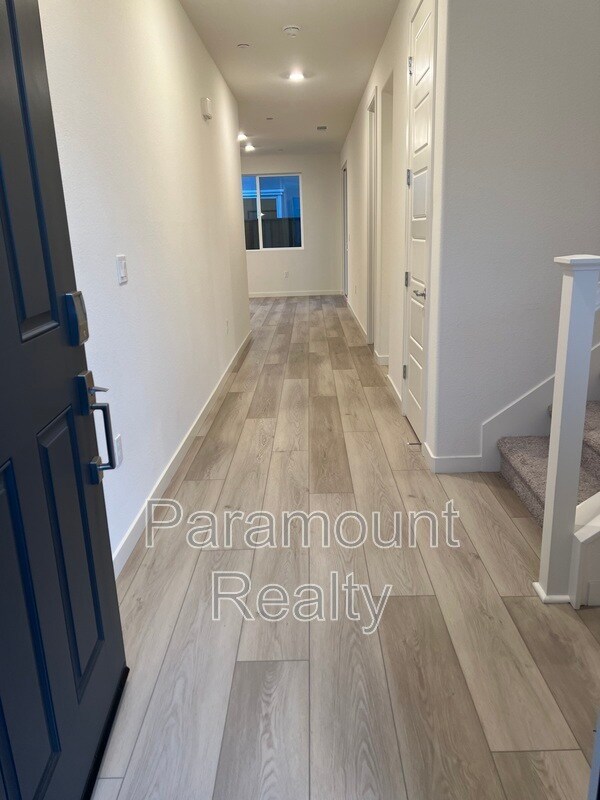 Foto del edificio - 5459 Knights Valley Ln