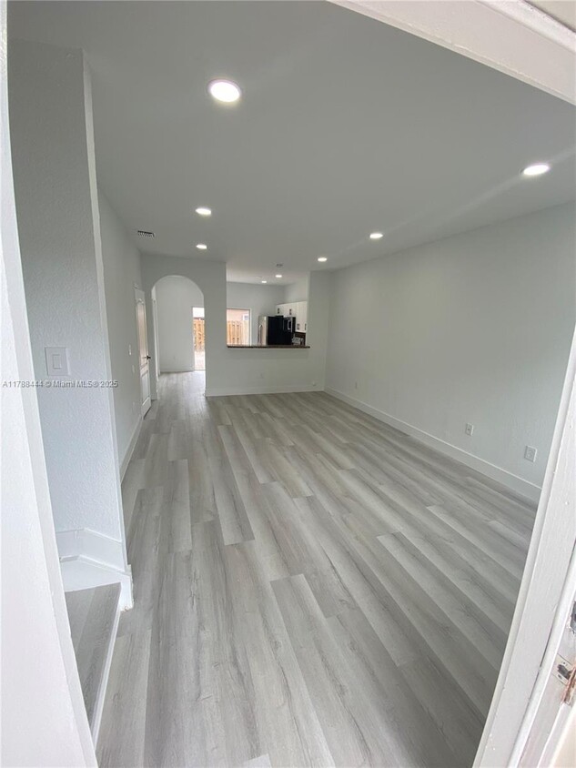 Primary Photo - 13765 SW 170th Terrace