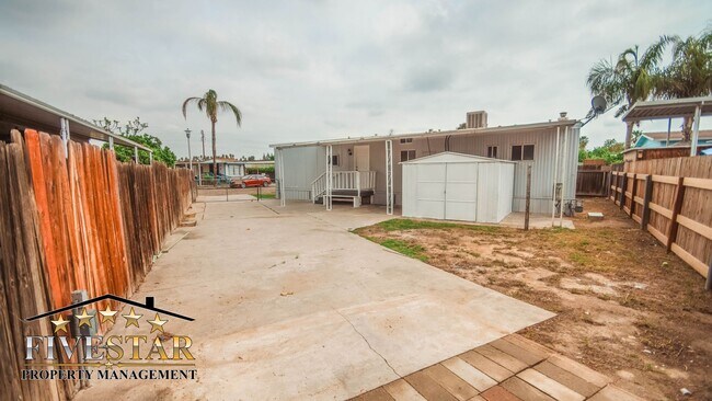 Foto del edificio - 1500 Pacheco Rd