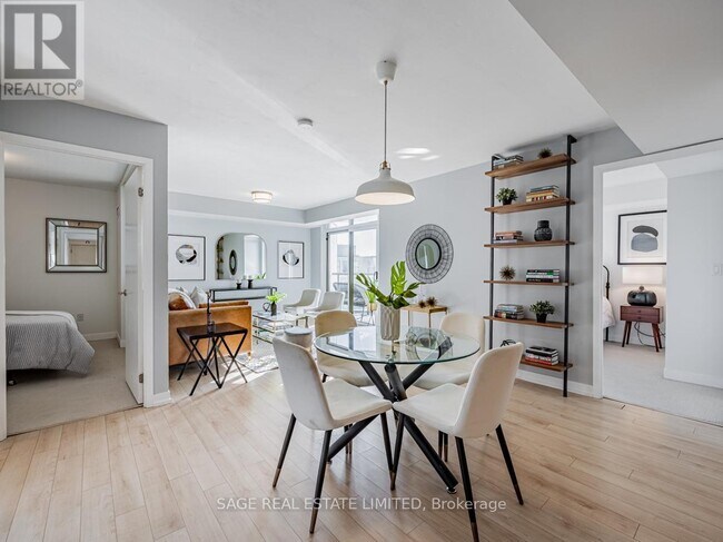 Photo du bâtiment - 812 Lansdowne Ave