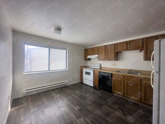 Building Photo - Ealges Nest Apartments