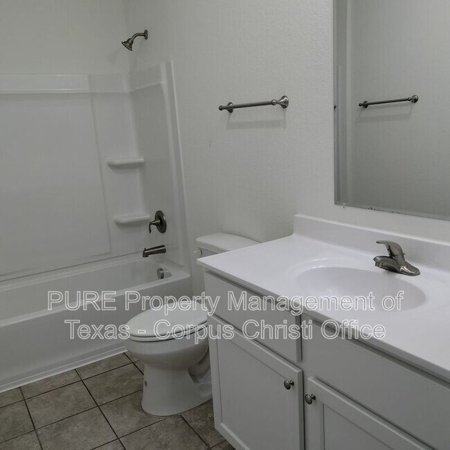 Building Photo - 15560 Palmira Ave