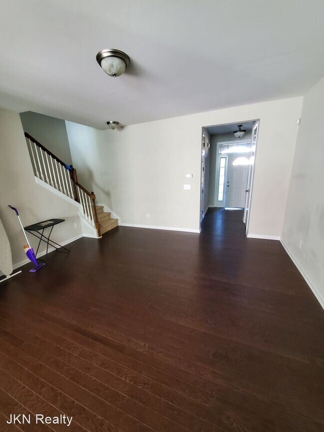 Foto del edificio - 3 br, 2.5 bath House - 1207 Bhaltair ln - ...