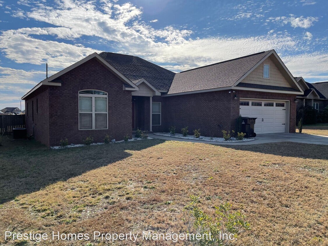 557 Averett St, Enterprise, AL 36330 House Rental in Enterprise, AL