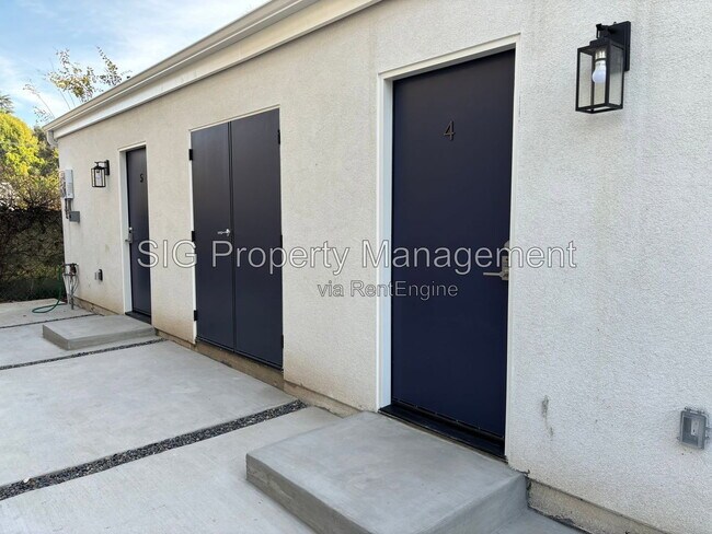 Foto del edificio - 252 E Howard St