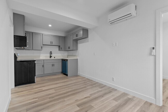 Foto del interior - 9632 Ball Road
