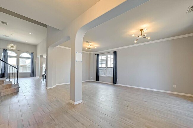 Building Photo - 5523 Gemstone Park Rd