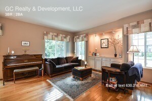 Building Photo - 272 Windsor Ct