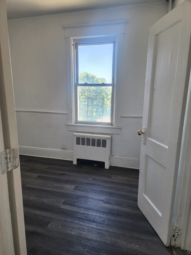 Foto del edificio - 152 Ridge Ave