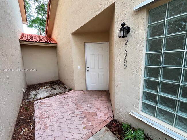 Foto del edificio - 21565 SW 87th Ct