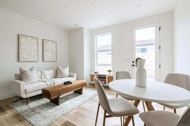 Foto del edificio - 2945 B. St