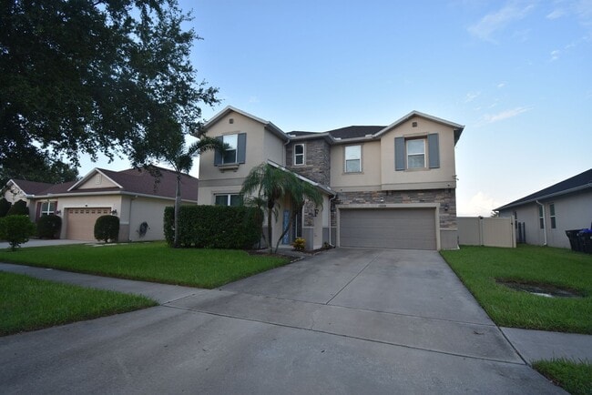 Building Photo - 4 Bed/3.5 Bath, Pool and Waterfront home, ...