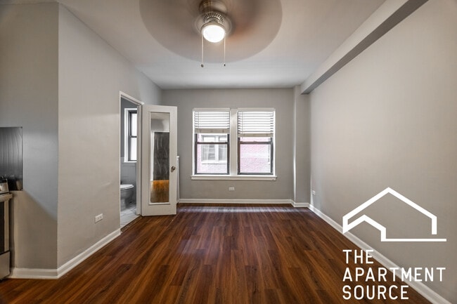 Foto del edificio - 1200 N La Salle Dr