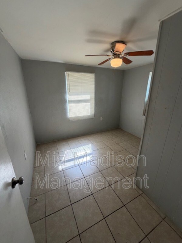 Foto del edificio - 1017 Wexler St