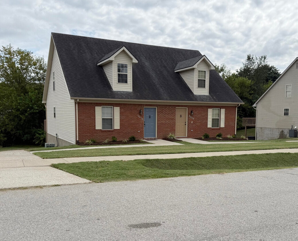 Foto principal - 1019 Excel Ct