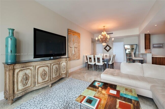 Foto del edificio - 50 South Pointe Dr