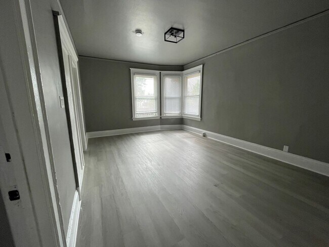 Foto del edificio - 3231-3233-3233 N Buffum St