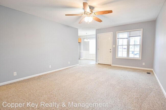 Building Photo - 3 br, 2 bath House - 1012 Summerhaven Road
