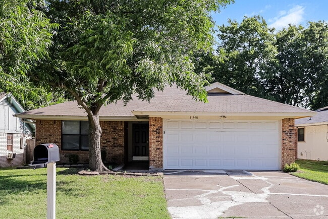 Building Photo - 8540 Whitney Dr