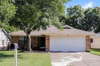 Building Photo - 8540 Whitney Dr