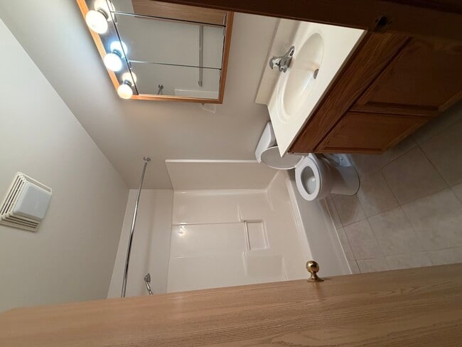 Foto del edificio - 790 W Highview Dr