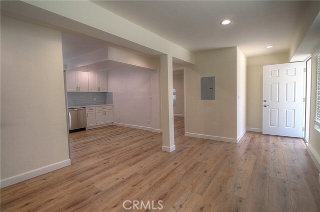 Building Photo - 1127 Manzanita St