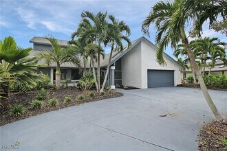 Building Photo - 5409 Skyline Blvd