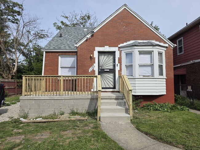 Foto del edificio - 2302 Tyler St