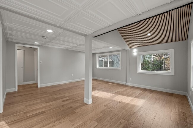 Foto del edificio - 1935 Maddy Ln