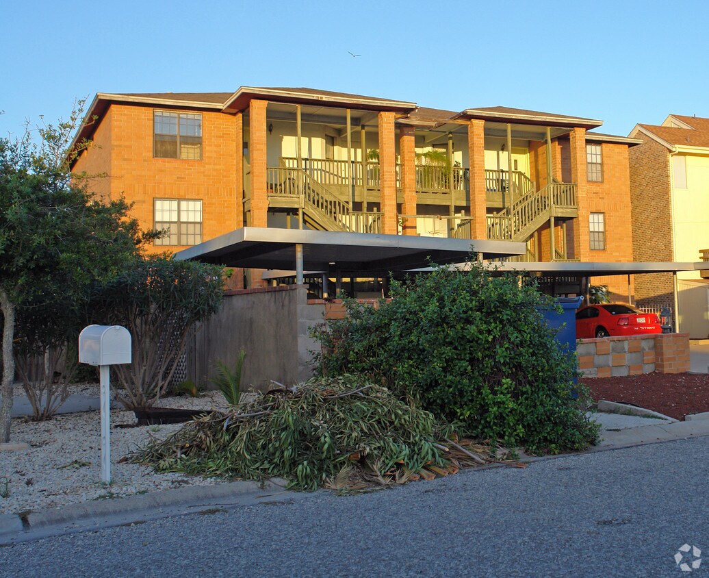 Foto del edificio - 14402-A-14402-F Cabana East St