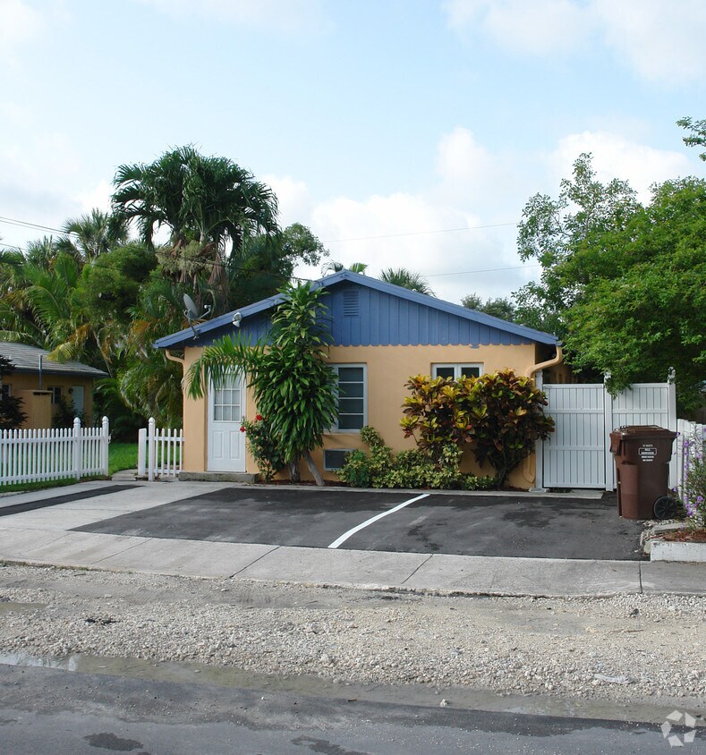 Foto del edificio - 800 SW 2nd St