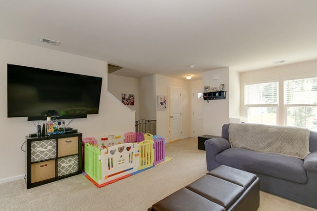 Building Photo - 3056 Dabney Lane