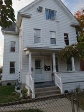 Building Photo - 109 S Cherry St Building Photo - 109 S Cherry St