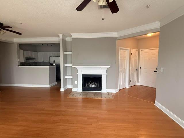 Foto del edificio - 1424 Rosewood Ln